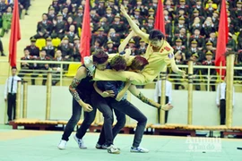 Nữ sinh "kẹp cổ 3 thanh niên" là thủ khoa trường Cảnh sát