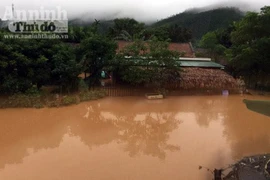 Phát hiện thi thể hai cha con mất tích sau khi nước rút