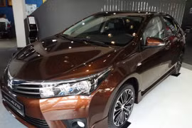 Thu hồi xe Toyota Vios và Corolla để kiểm tra 