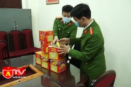 Giao dịch trên mạng xã hội để mang 20kg pháo từ Yên Bái về Hà Nội tiêu thụ