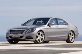 Mercedes tiêu thụ 100.000 chiếc S-Class chỉ trong vòng một năm