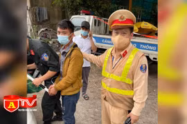 Tuần tra phát hiện đối tượng tàng trữ trái phép chất ma tuý