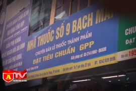 "Bắt tay" với cò bán thuốc, nhà thuốc bị thu hồi giấy chứng nhận đủ điều kiện kinh doanh