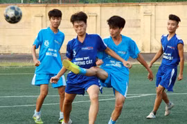 Lịch thi đấu ngày 12-10: Xác định những tấm vé cuối cùng