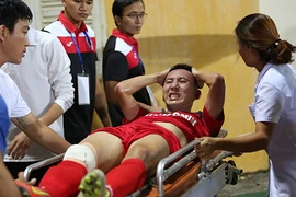 Tiền vệ gốc "phủi" Nghiêm Xuân Tú bị loại khỏi ĐT Việt Nam