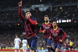 Messi lập hat-trick, Barca đánh bại Real trong màn rượt đuổi siêu kinh điển