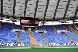 Bị CĐV tẩy chay, sân Olimpico thành…“chùa Bà Đanh”