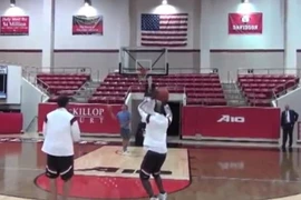 “Siêu quậy” Balotelli chia tay bóng đá?