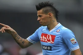 Sao Serie A "chuyển đổi giới tính"