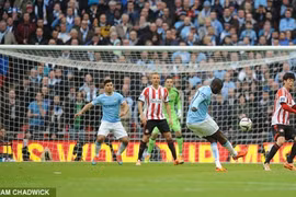 Yaya Toure: “Đó là bàn thắng đẹp nhất trong sự nghiệp của tôi”