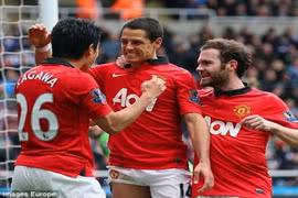 Mata lập cú đúp, M.U chạy đà hoàn hảo cho Champions League