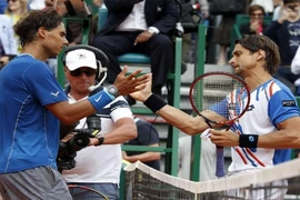 Nadal đau đớn khi đứt mạch 30 trận thắng liên tiếp trên sân đất nện