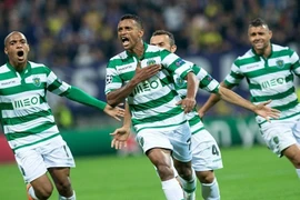 M.U ngồi nhà vẫn đóng góp siêu phẩm ở Champions League