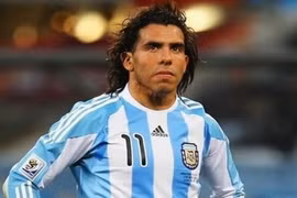 Ghi 19 bàn thắng ở Serie A, Tevez vẫn bị bỏ rơi ở ĐTQG Argentina