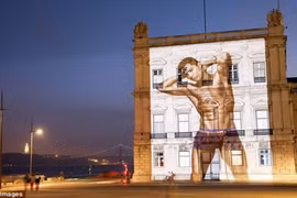 Lộ bí quyết giúp Rô “điệu” trở thành người đẹp nhất hành tinh