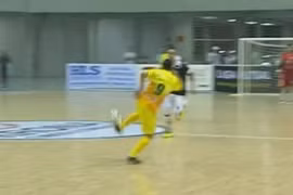 Lặng người chiêm ngưỡng siêu phẩm trên sân Futsal