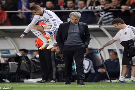 Bồi thường 10 triệu bảng, Chelsea quyết “tống” Torres ra đường