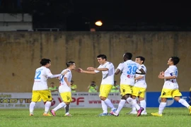 Hà Nội T&T ngược dòng đánh bại An Giang trên sân nhà