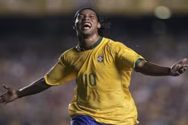 Ronaldinho hết cửa tham dự World Cup 2014