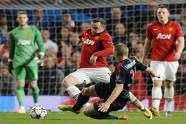 Rooney “phản pháo” về cáo buộc cố tình ăn vạ