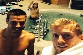 Sao Chelsea “ăn chơi, nhảy múa” trước trận gặp Burnley