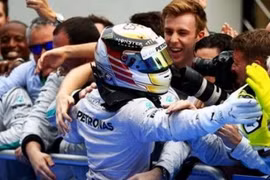 F1 chặng Malaysia: Hamilton cùng Mercedes thống trị đường đua Sepang