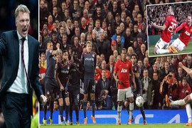 Robin van Persie lập hat-trick cứu M.U, cứu David Moyes