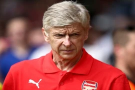 Arsenal lo sốt vó trước nguy cơ phải tới Ukraine đá Champions League