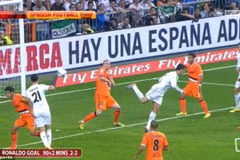 Siêu phẩm ở phút bù giờ của Ronaldo giải cứu Real