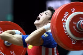 Phá kỷ lục châu Á cử giật, Thạch Kim Tuấn vẫn chỉ giành HCB tại ASIAD 17