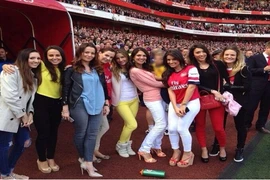 Dàn WAGs thành London khoe sắc