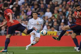 Ronaldo lập cú đúp, Real thắng dễ Osasuna