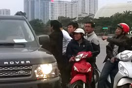 Vé trận Việt Nam - Malaysia tăng 5 lần, chợ đen cũng khan vé