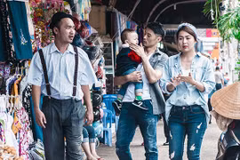 Bộ ba Johnny Trí Nguyễn, Lê Khánh, Tiến Luật hoá "vú em tập sự"