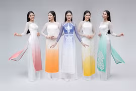 Ngọc Hân làm "nàng thơ" trong BST áo dài của Hà Duy