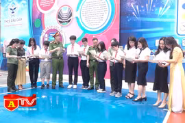 Lá chắn không gian mạng và tuổi hoa học đường quận Cầu Giấy