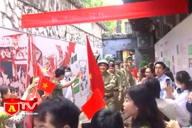 "Khúc ca khải hoàn” của quân và dân Thủ đô