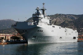 Tổng thống Nga tuyên bố không phạt Pháp vụ tàu Mistral