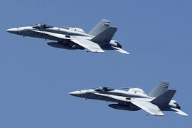 F-18 của Mỹ hạ cánh khẩn cấp xuống Đài Loan, Trung Quốc lập tức phản đối