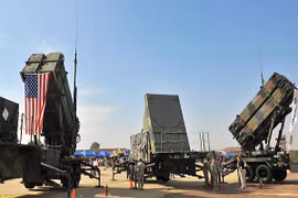 Mỹ cắt giảm chi tiêu quốc phòng nhưng vẫn gấp 7 lần Nga