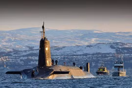 Anh: Đảng Bảo thủ mang tàu ngầm hạt nhân ra để vận động lá phiếu