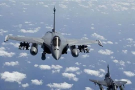 Ấn Độ chính thức đặt mua 36 máy bay Rafale của Pháp