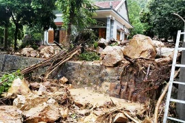 Lở núi làm 8 người thương vong ở Cao Bằng