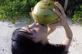 Sống trên hoang đảo 19 ngày