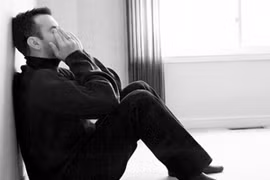 Người cô đơn dễ bị mất trí