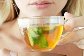 Thận trọng khi uống trà xanh