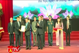 Vinh danh "Công dân Thủ đô ưu tú" năm 2016