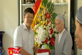 CATP Hà Nội chúc mừng Lễ kỷ niệm 125 năm Dòng Thánh Phaolo Hà Nội 