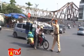 Khó khăn trong quản lý, kiểm soát xe chở hàng cồng kềnh