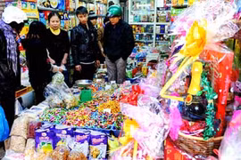 Lập 10 đoàn kiểm tra vệ sinh thực phẩm dịp Tết Nhâm Thìn